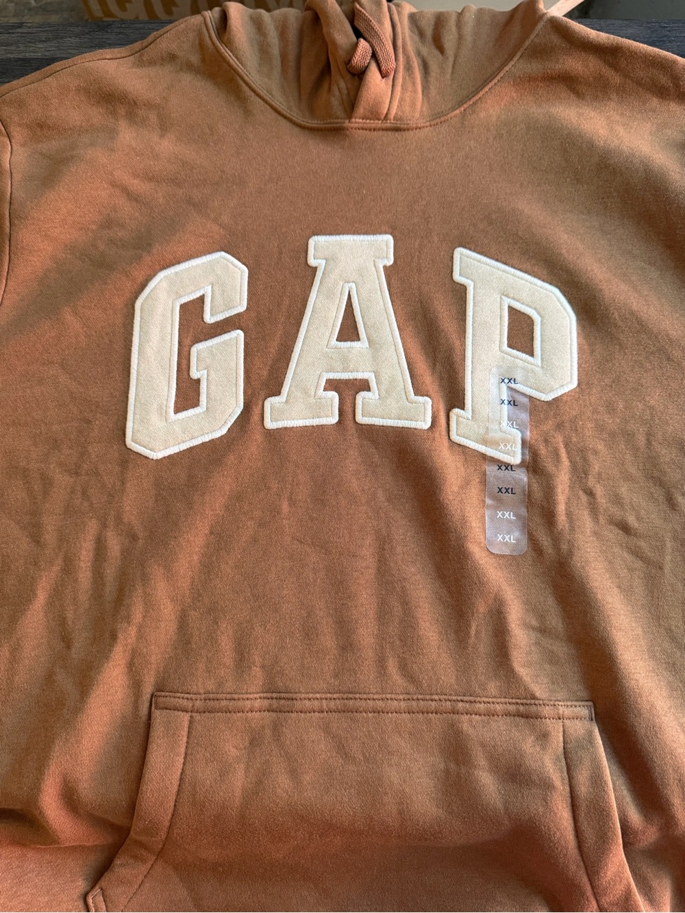 GAP Men's Hooded Sweatshirt in brown with Cream Logo